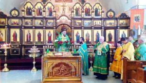 Завершение богослужения в день 20-летия епископской хиротонии. Эдмонтон. 